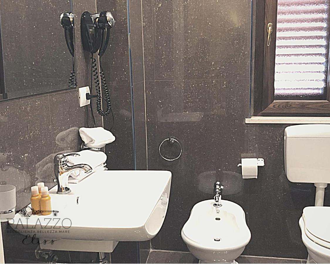 B&B Palazzo Eliss Di Bartocci Srl Margherita Di Savoia Zewnętrze zdjęcie